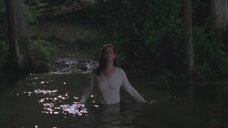 Секси Линда Козловски В Купальнике – Крокодил Данди (1986)
