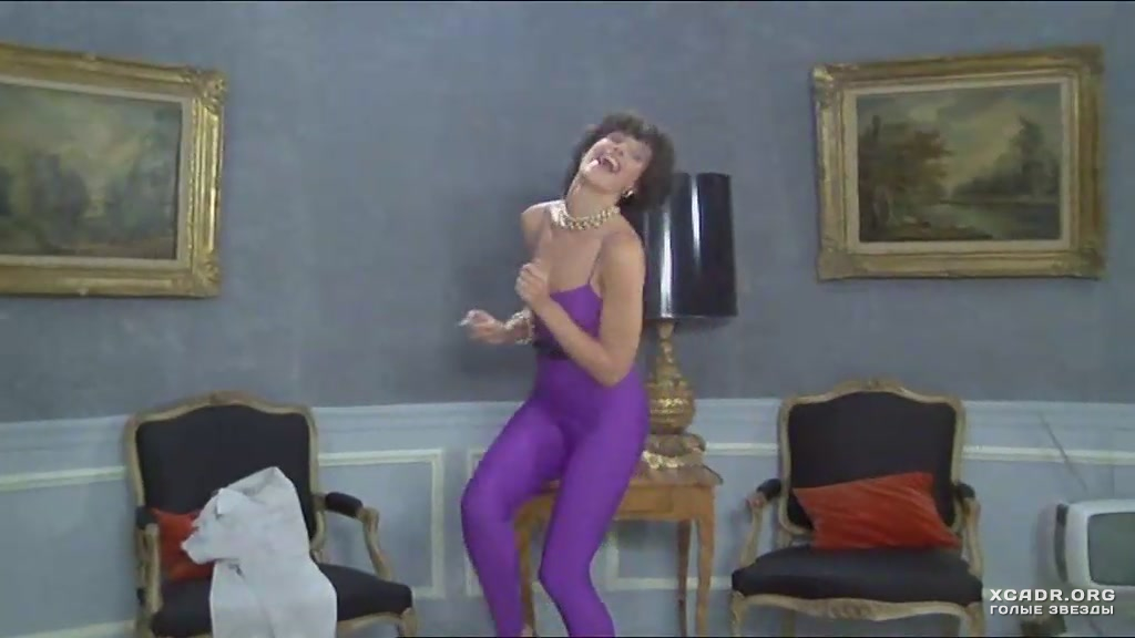 Секси Лоррейн Бракко – Две Пары На Одном Диване (1979)