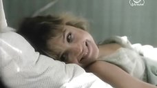 Секси Ирина Климова В Ночнушке – Счастливчик (1988)