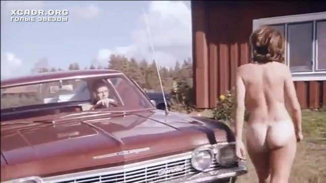 Секси Биргитта Молин В Купальнике – Развращенные (1971)