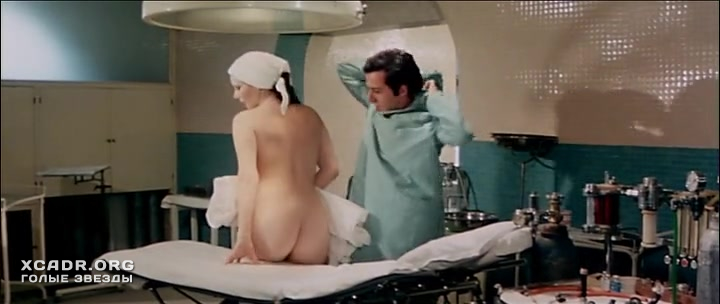 Секс С Эдвиж Фенек На Операционном Столе – Докторша Из Военного Госпиталя (1976)