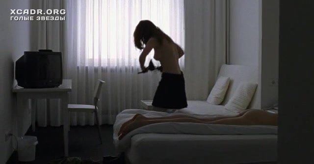 Секс Сцена С Лавинией Вильсон – Одна (2004)