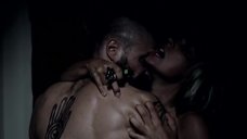 Секс Сцена С Изиа Ижлен И Сесиль Де Франс – Наше Лето (2020)