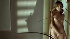 Эротическая Сцена С Йенни Шилли – Дора, Или Сексуальные Неврозы Наших Родителей (2020)