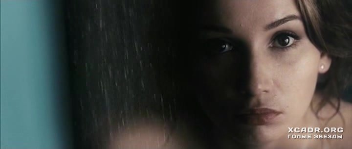 Ким Кардашьян И Ванесса Миннилло Танцуют В Группе Поддержки – Нереальный Блокбастер (2008)