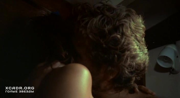 Девушка Топлесс Позирует На Откровенном Кастинге – Секс И Перестройка (1990)